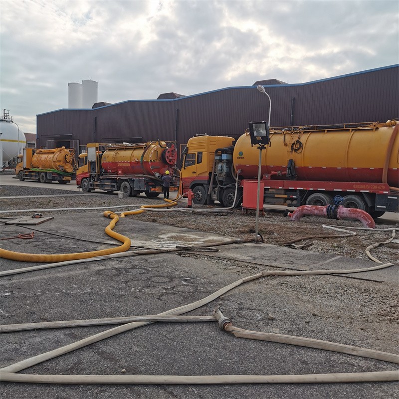 达川污水池清理